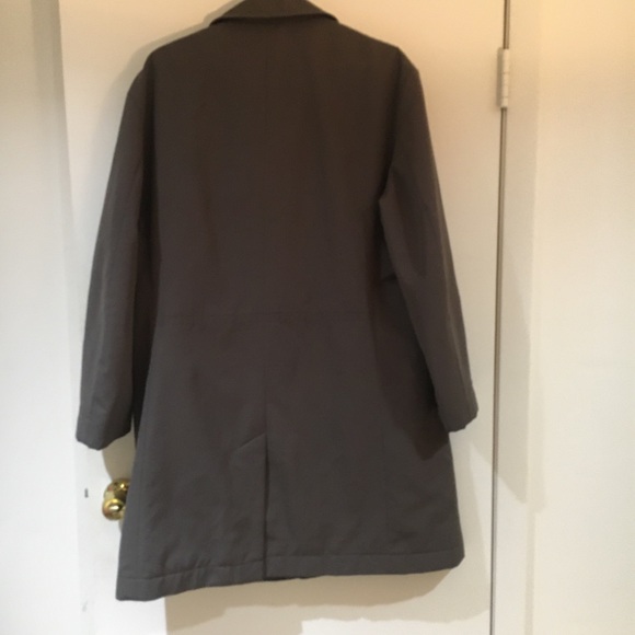 SOLD!!!Hugo Boss Full Length Rain Coat. - Picture 5 of 14
